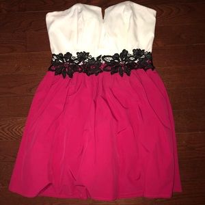 Super cute party dress.